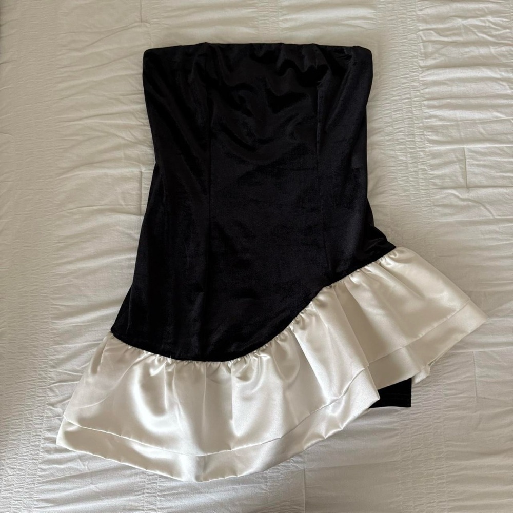 Lena Black Velvet Dress